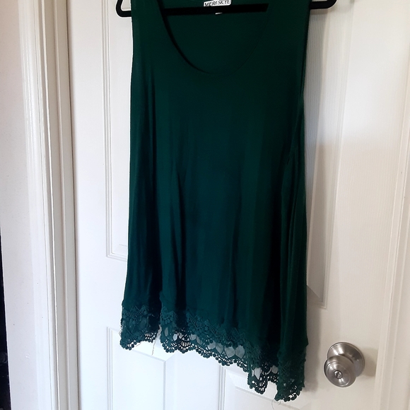 3X and 4X blouses, dresses, and pants. Torrid, Catherine's  and other items - Picture 6 of 16